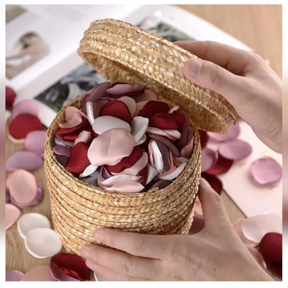 350 Mixed Red/Blush/White DivineLove Artificial Rose Petals, Valentine's Wedding